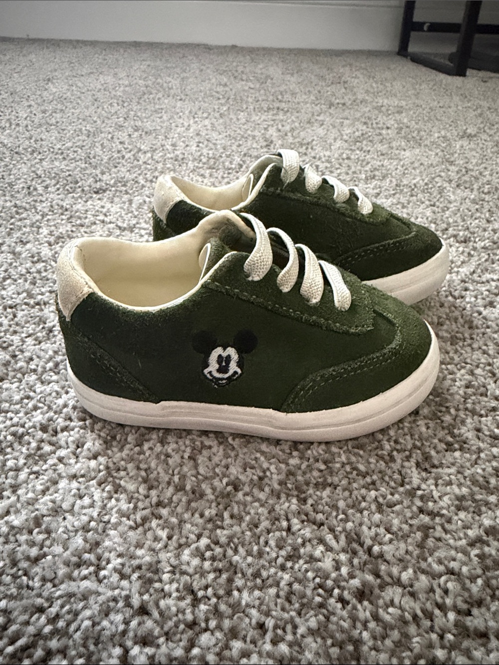 Janie and Jack Green Mickey Accent Sneakers